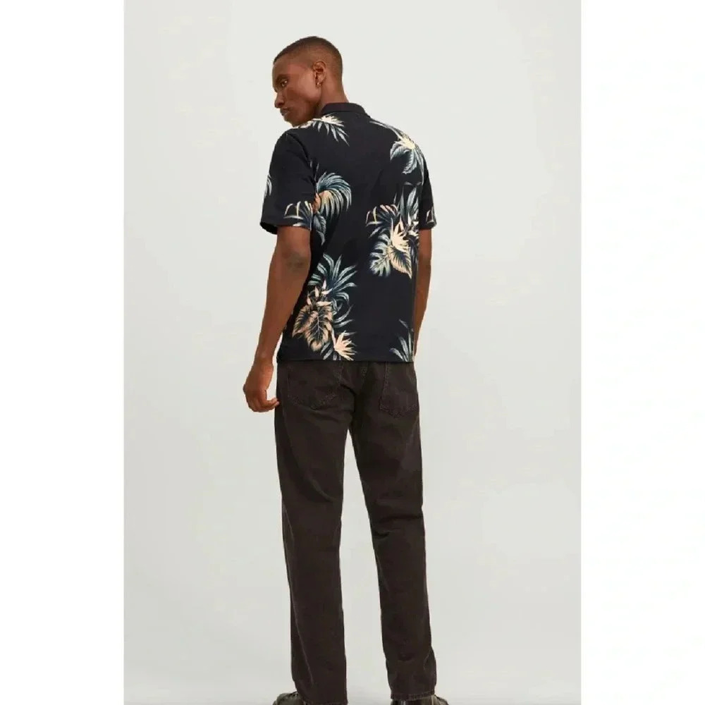 Size L Jack & Jones Men’s Tropical Print Polo Shirt Black Vacation Summer Shirt - Picture 3 of 6